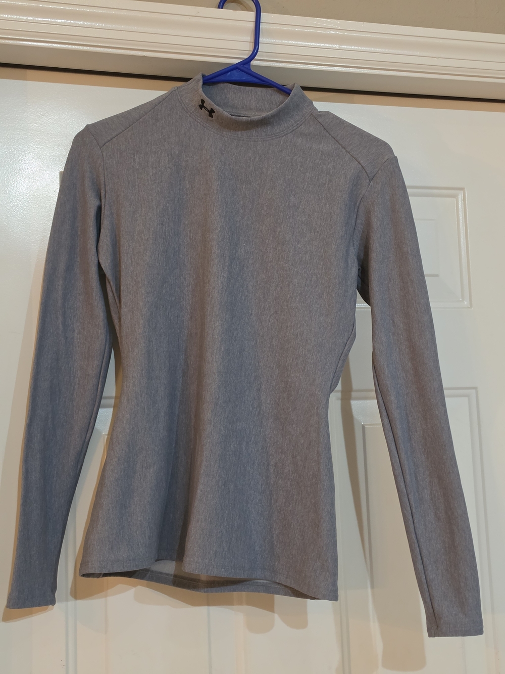 Under Armour Men's Gray Mock Neck Long Sleeve Performance Top